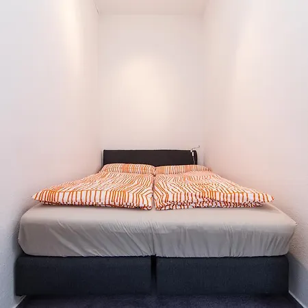 Flats Apartment *